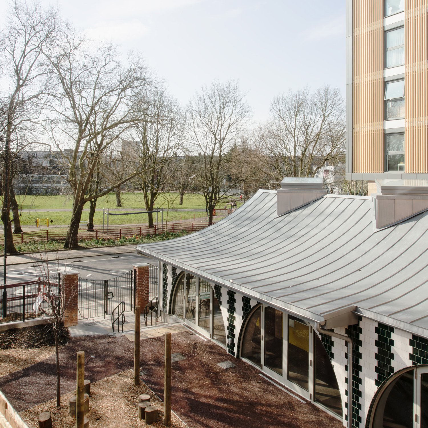 AKA_103_Carlton&Granville_(c)AKA_02